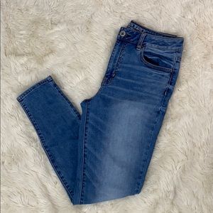 NWOT American Eagle Hi-rise Jegging jeans